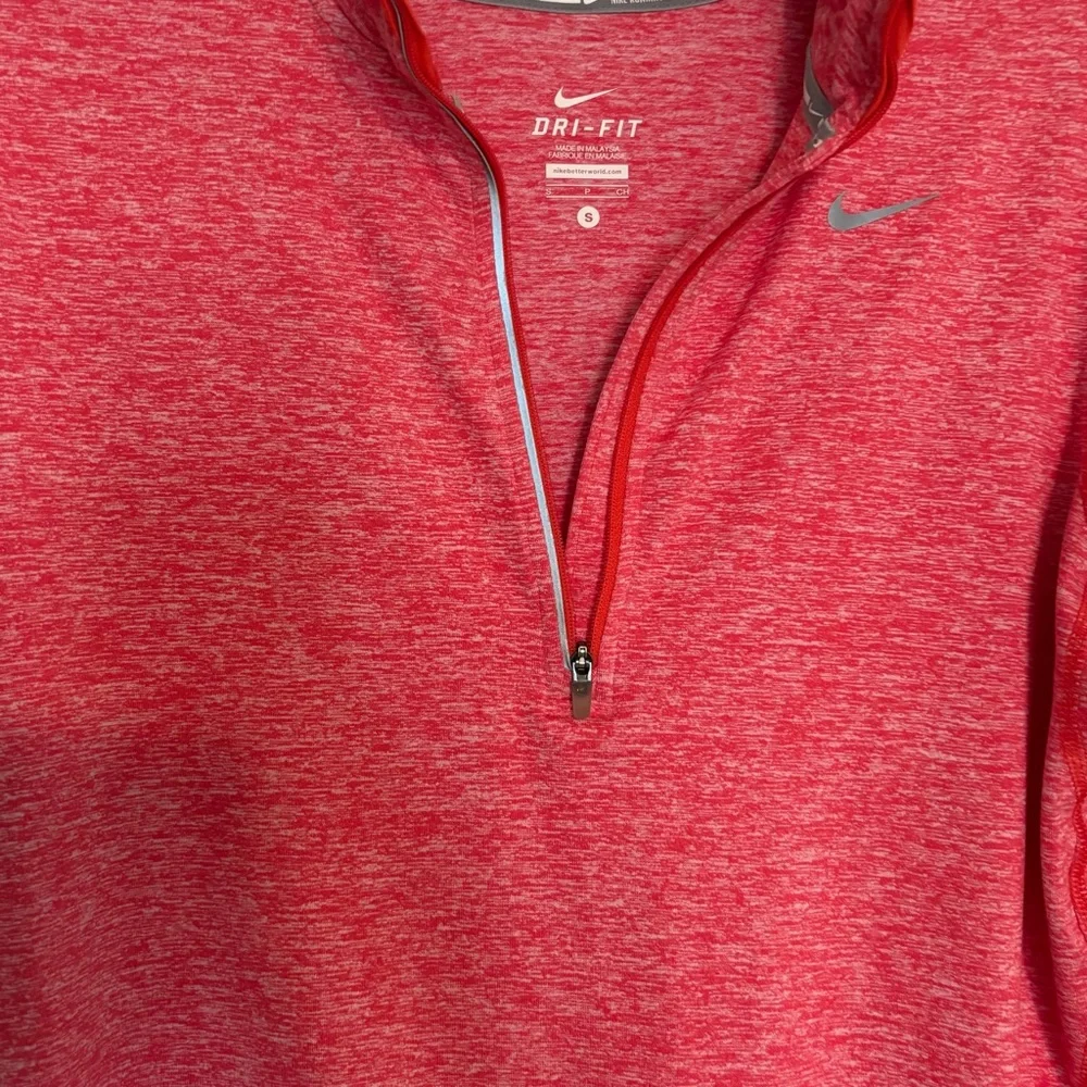 New Nike Dri-Fit Red Long Sleeve Fitted 1/4 Zipper